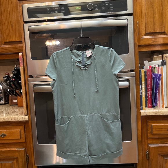 Girls One Piece Shorts Romper by “For All Seasons”.  Gray-Green Color.  Sz. M. - Picture 1 of 11